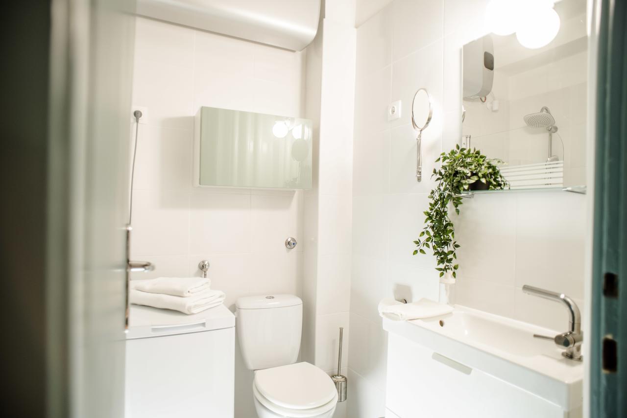 New, Cozy Home In The Heart Of ブダペスト エクステリア 写真