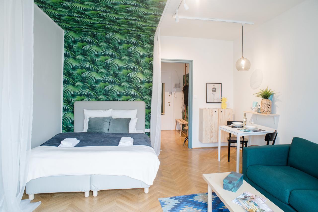 New, Cozy Home In The Heart Of ブダペスト エクステリア 写真